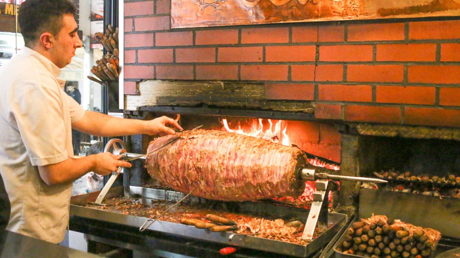 29 Of The Best Istanbul Foods & Drinks To Try (With Video) | WOTW